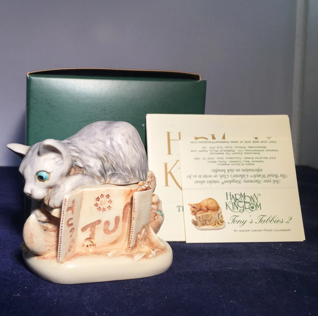 2000 Harmony Kingdom Tony's Tabbies II Cannery Row Cat Box Figine
