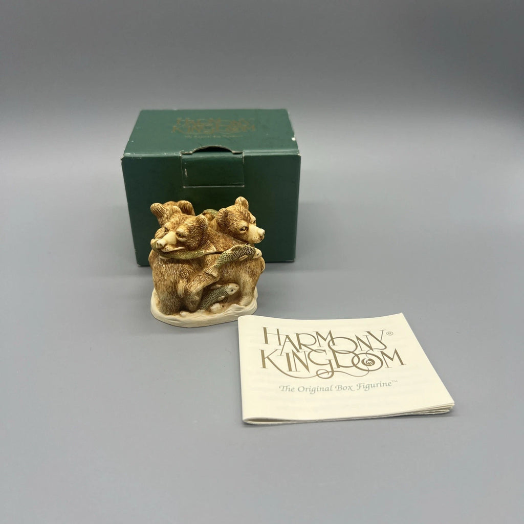 1995 Harmony Kingdom Life's A Picnic Bear Box Figurine
