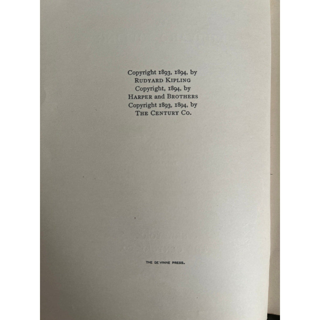 1899 The Jungle Book Rudyard Kipling - The Century Co / De Vinne Press - Antique