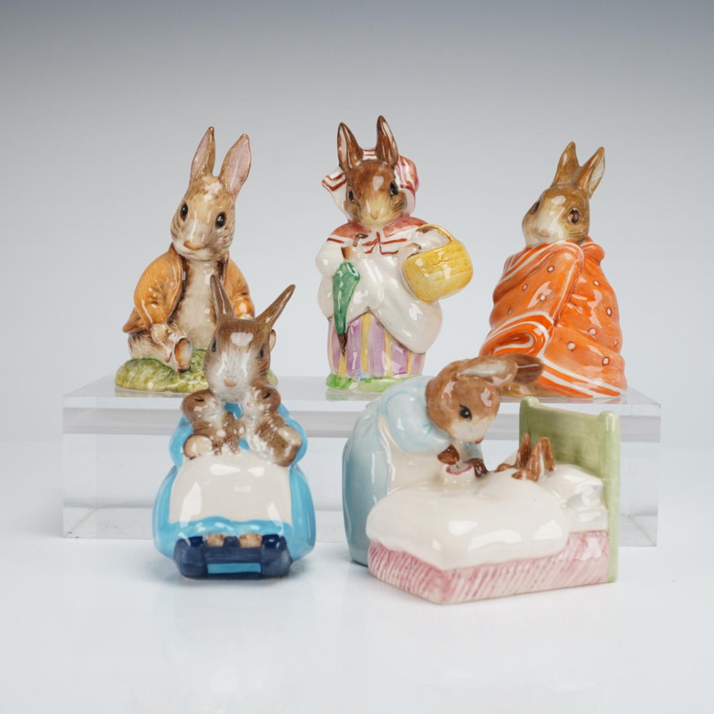 5pc Beatrix Potter Figurine Lot 2 Signed Michael Doulton Peter in Bed Beswick