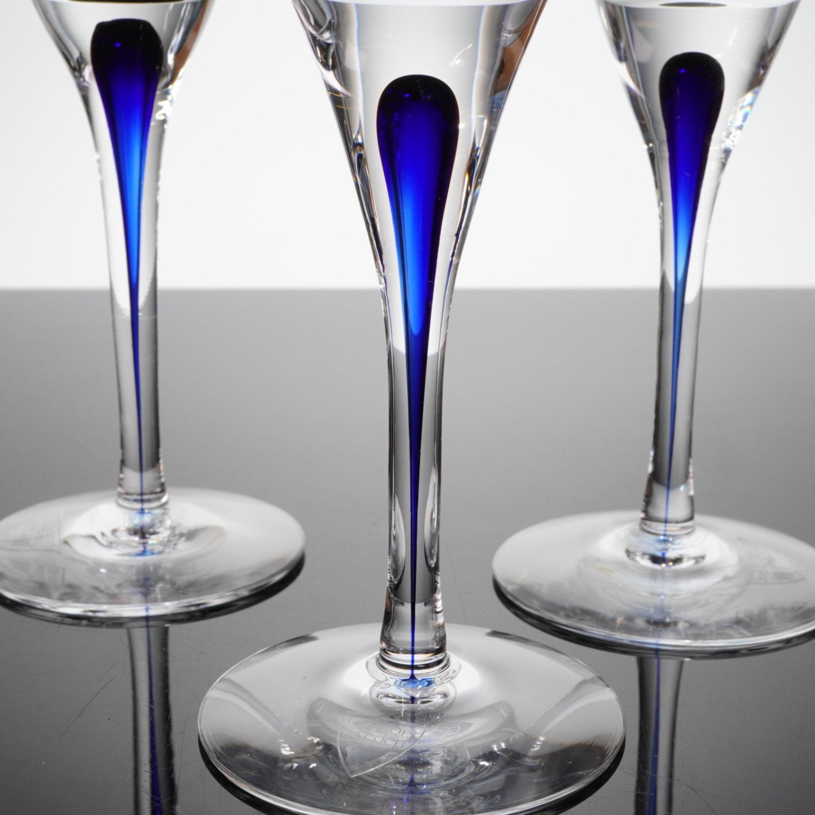 Orrefors Intermezzo Blue 5pc Drinkware Set Erika Lagerbielke Carafe 4 Stems Box