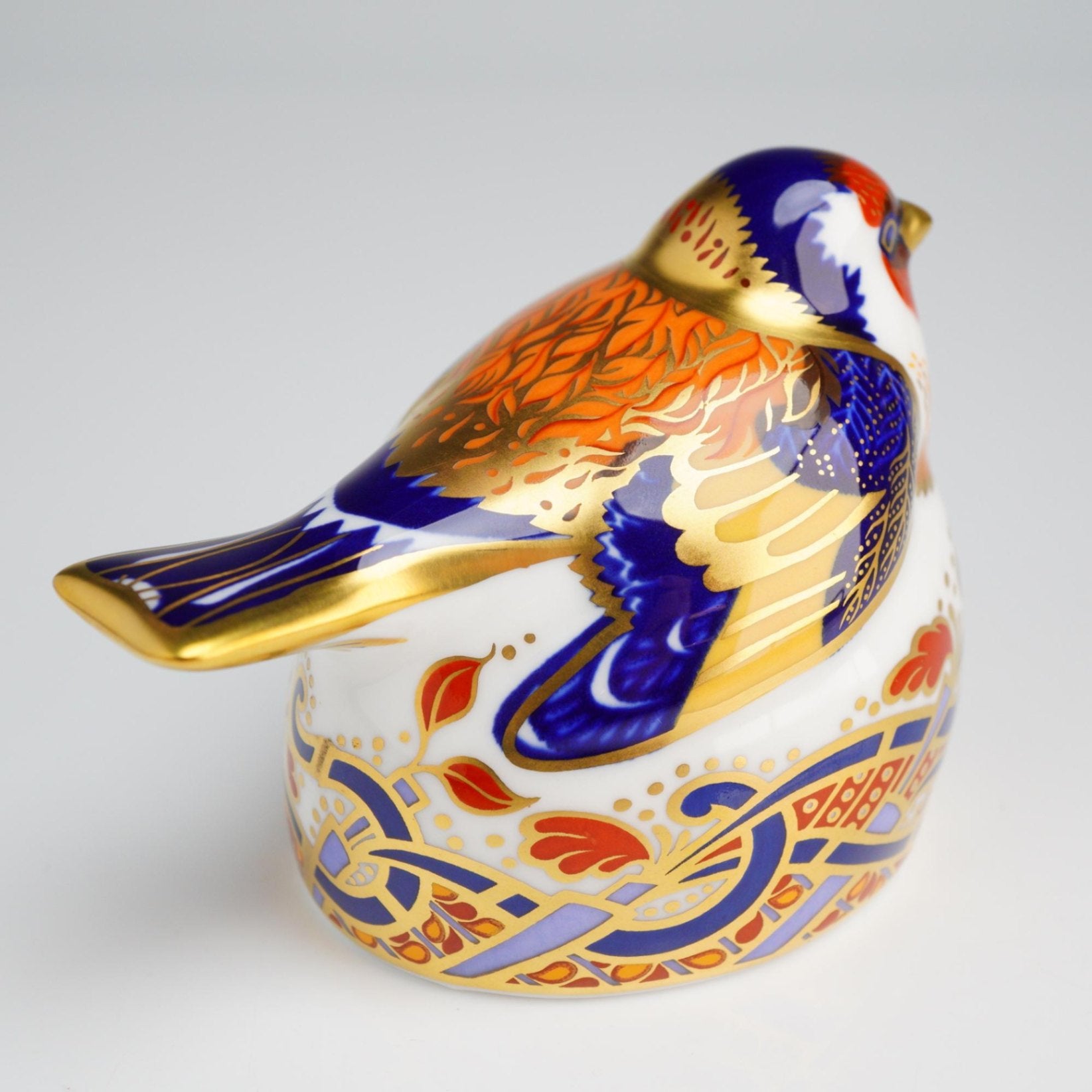 Royal Crown Derby Goldfinch Nesting Paperweight Imari Palette 22k Gold 1996