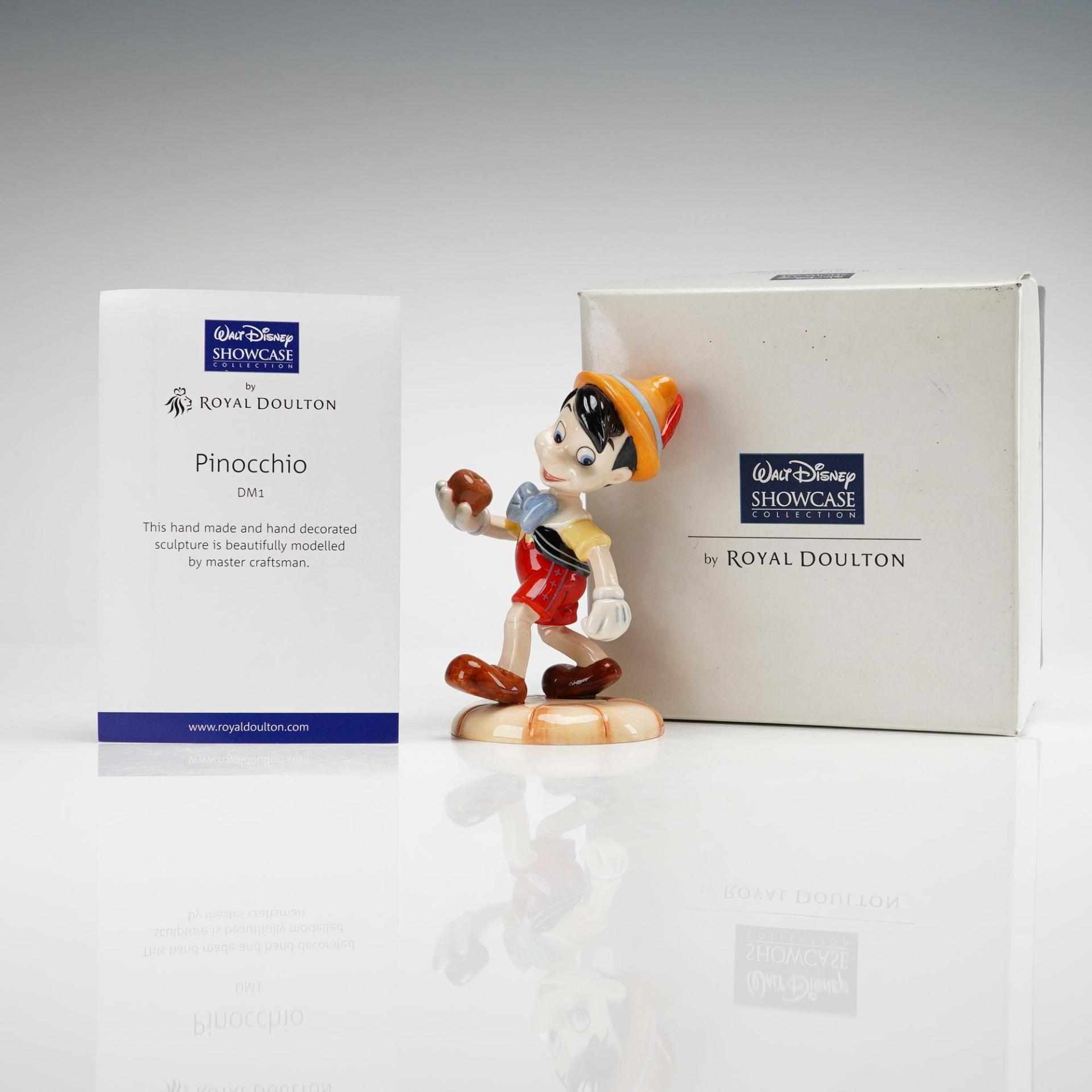 Royal Doulton Pinocchio Figurine DM1 Disney Showcase Collection in Box COA