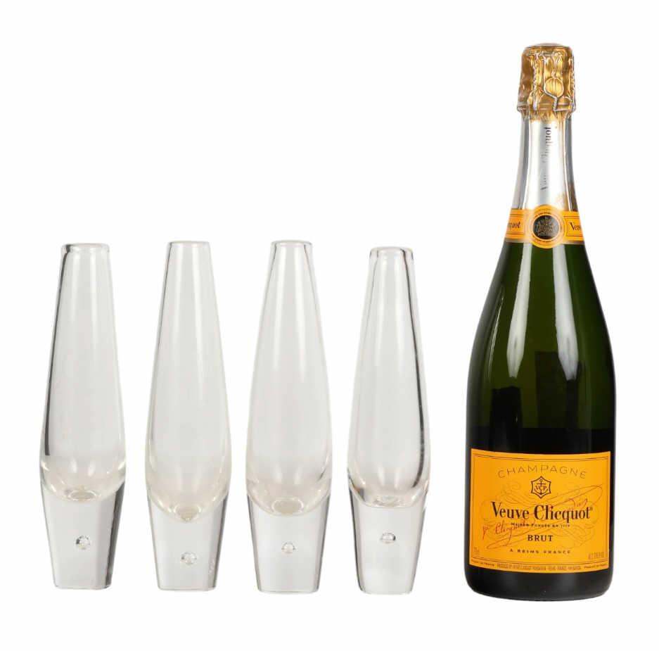 Set of 4 Steuben Crystal Teardrop Bud Vases #7989 Signed David Hills Engraved