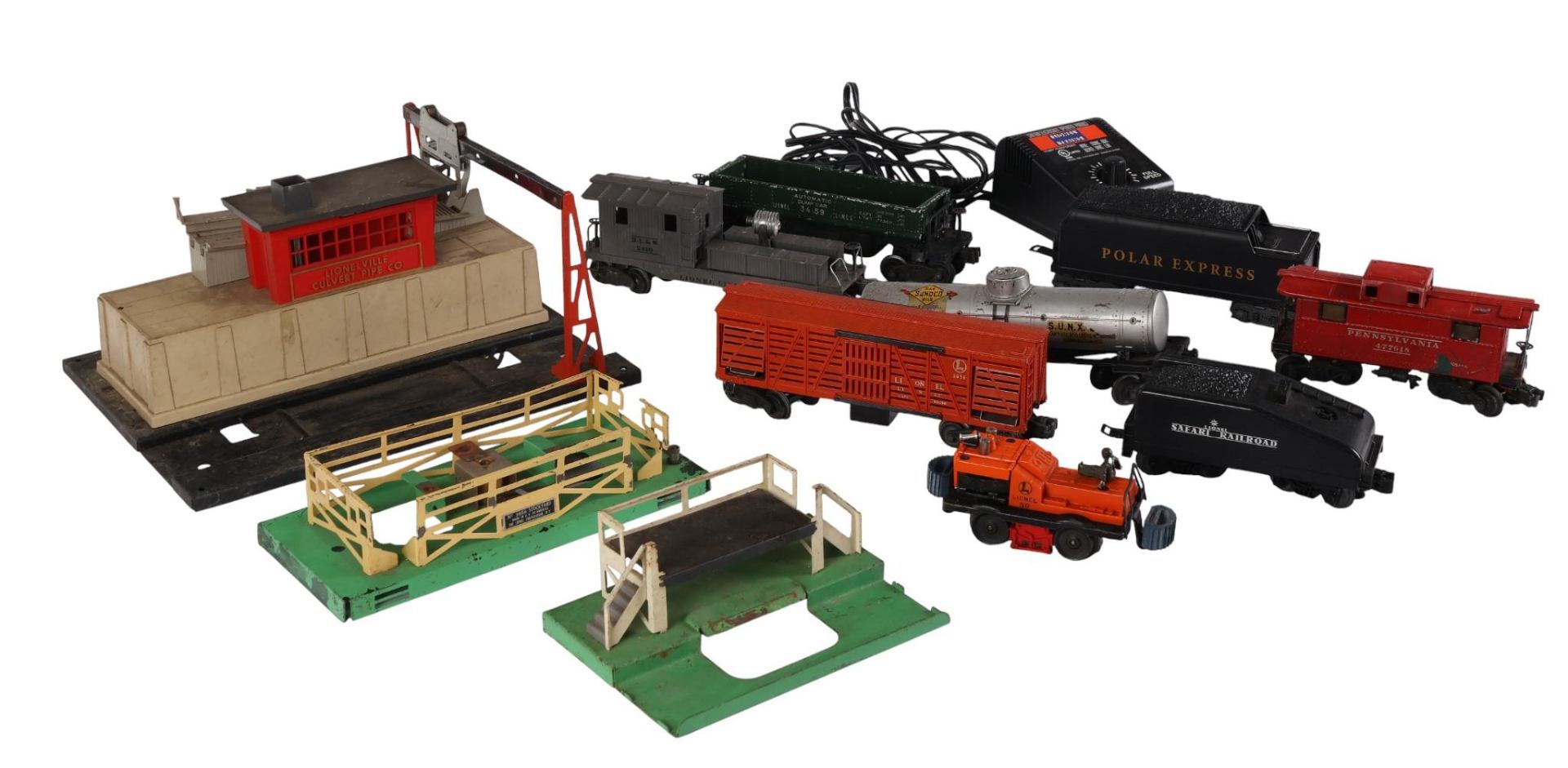 Lionel Train Lot Caboose Tank Cars Transformer Accessories 12pc