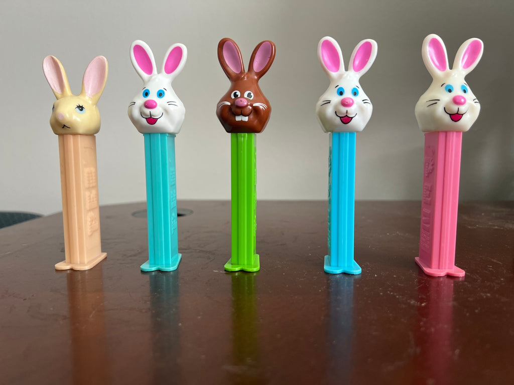 Lot of 10 Easter Holiday PEZ Dispensers - Bunnies, Chicks in Eggs, Humpty Dumpty