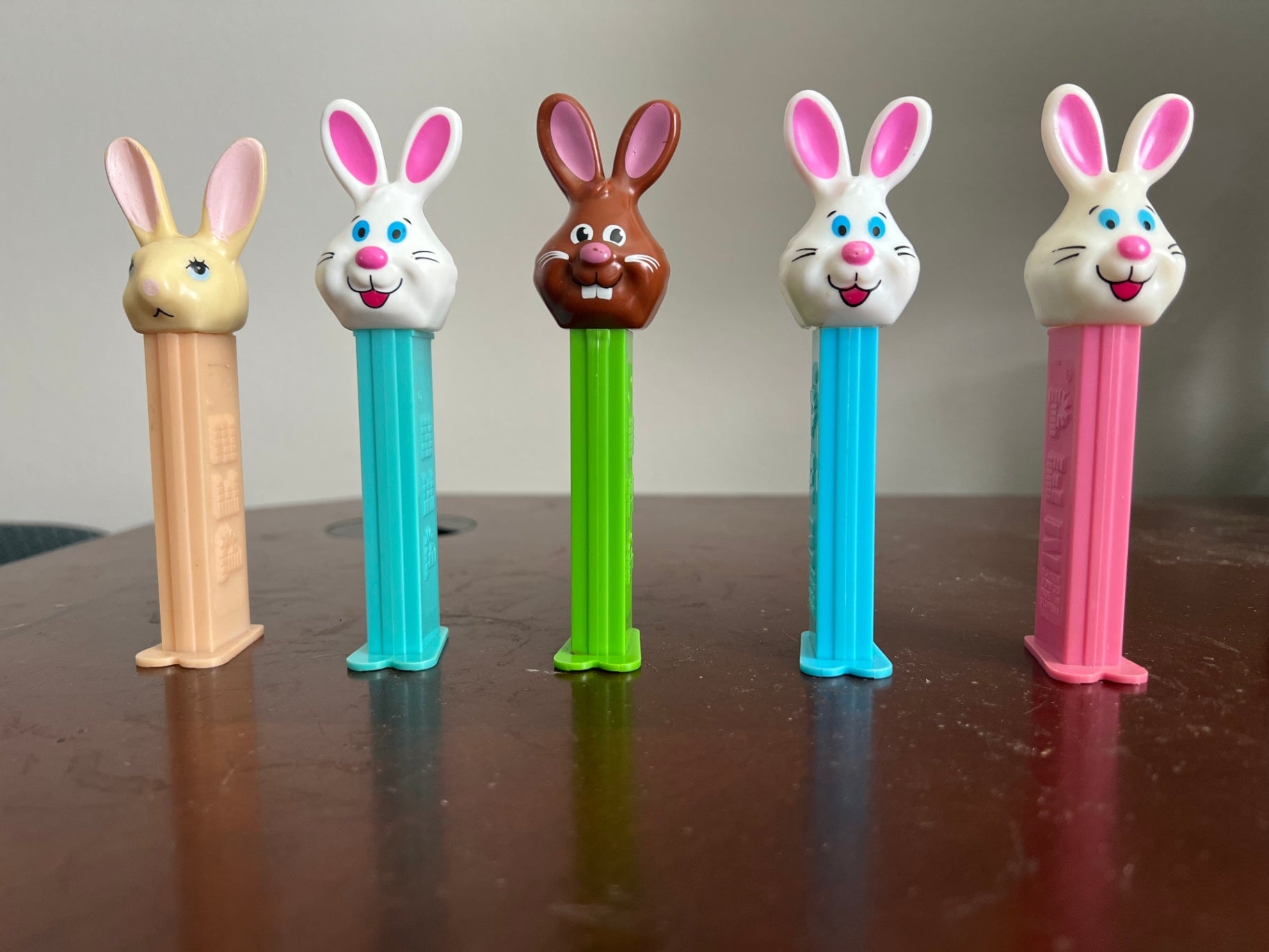 Lot of 10 Easter Holiday PEZ Dispensers - Bunnies, Chicks in Eggs, Humpty Dumpty