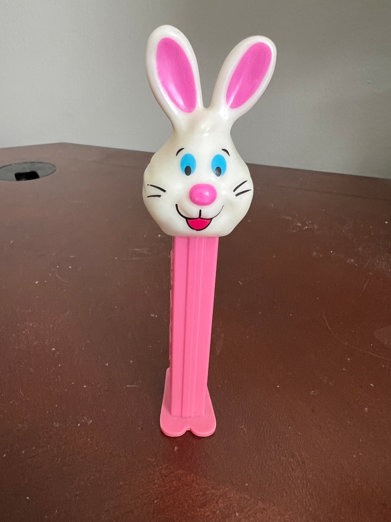 Lot of 10 Easter Holiday PEZ Dispensers - Bunnies, Chicks in Eggs, Humpty Dumpty