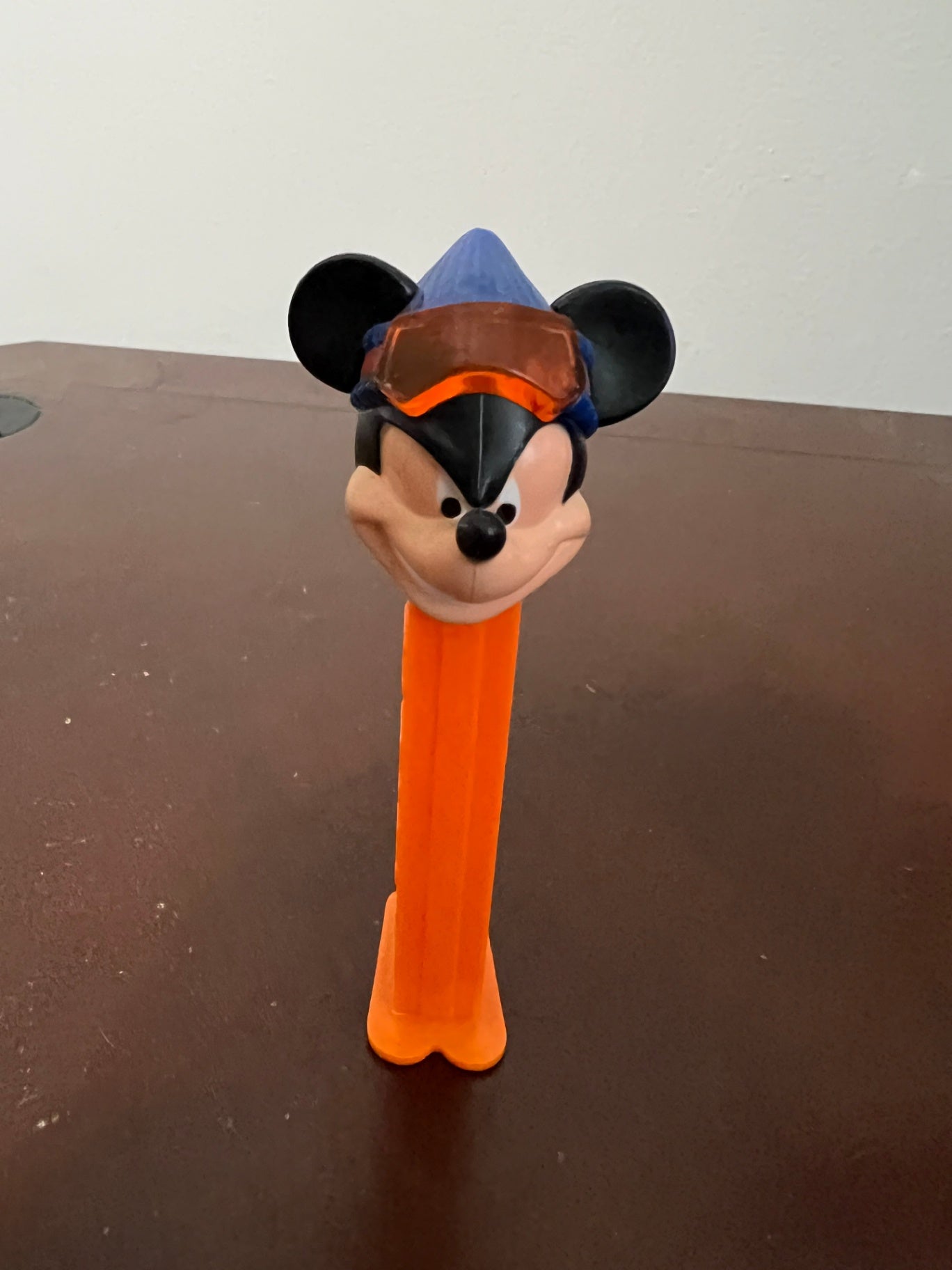 Lot of 10 Disney PEZ Dispensers - Mickey, Minnie, Donald, Goofy