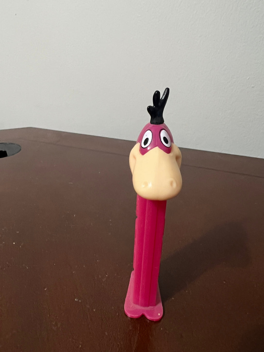 Lot of 10 PEZ - Flintstones Fred Barney Pebbles Dino - Looney Tunes Bugs Sylvester