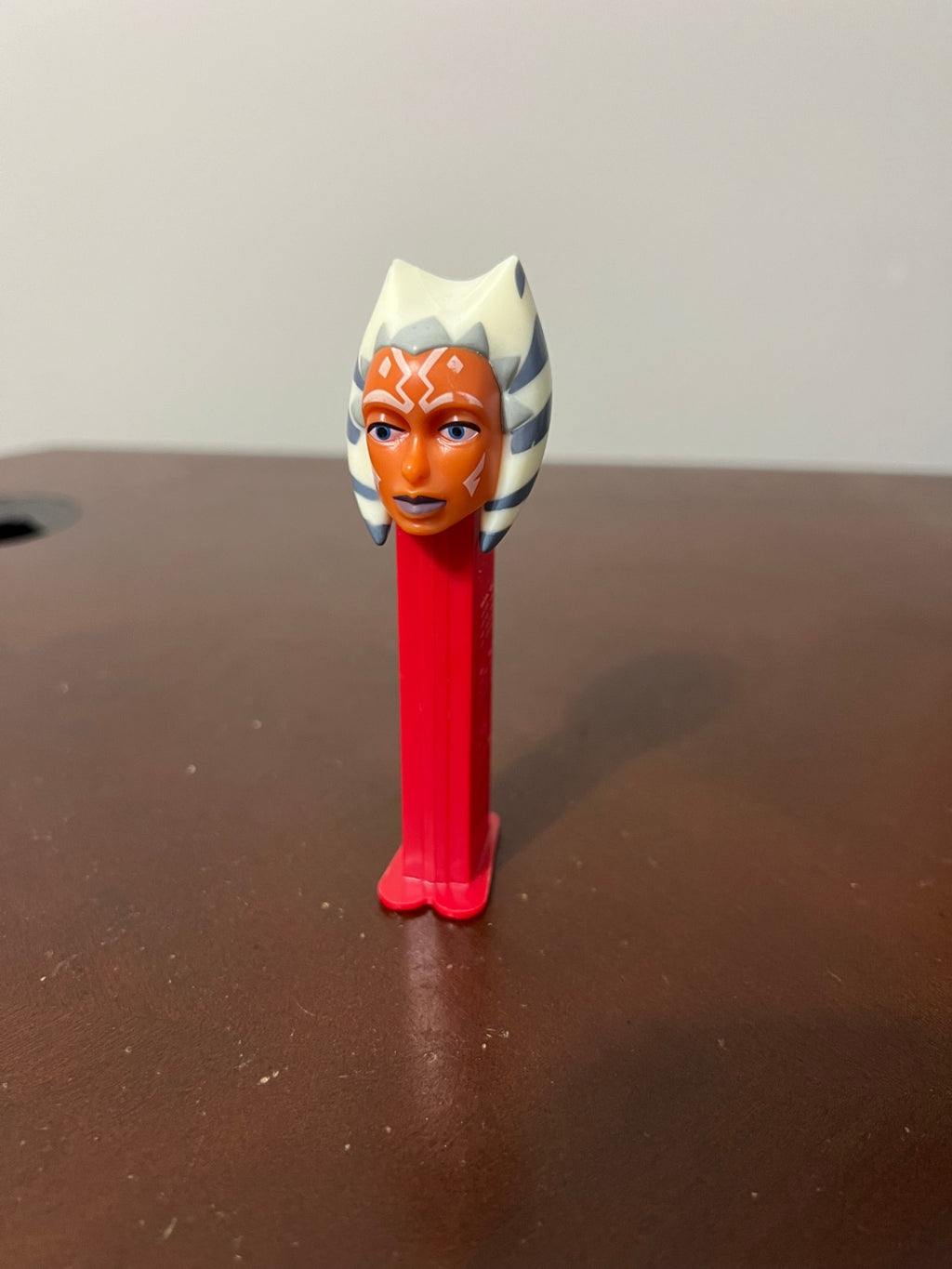 Lot of 10 PEZ - Star Wars Yoda, Taz, Santa, Frosty, Pumpkin, Big Ear Bunny