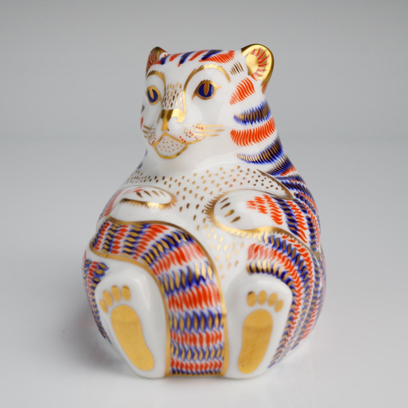 Royal Crown Derby Bengal Tiger Cub Paperweight 1993 Imari Gold Stopper