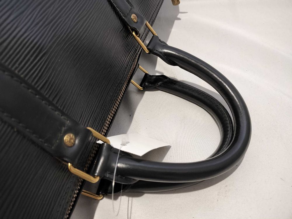Louis Vuitton Keepall 50 Boston Bag Epi Leather Travel Duffel M59052