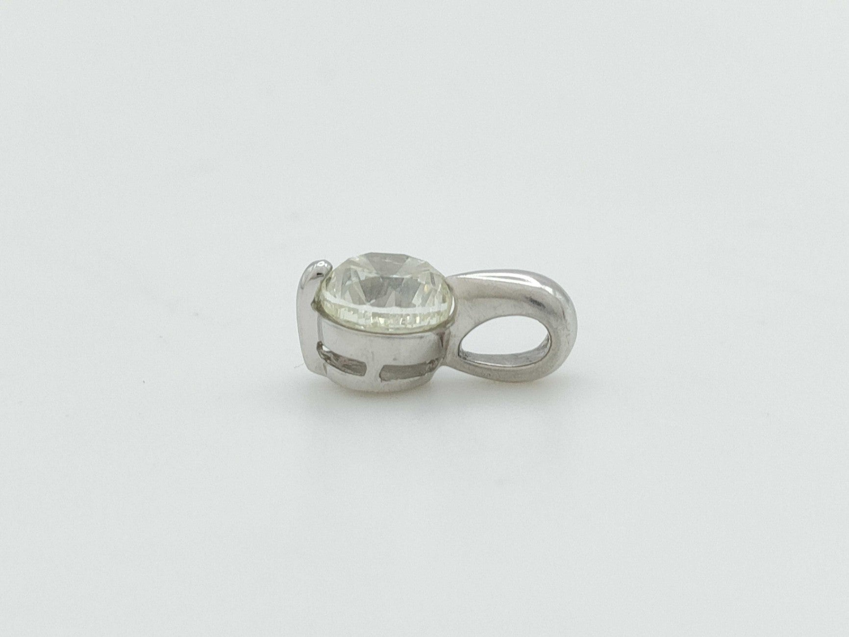 Authentic 1.008 Carat Natural Diamond Solitaire Pendant in Platinum