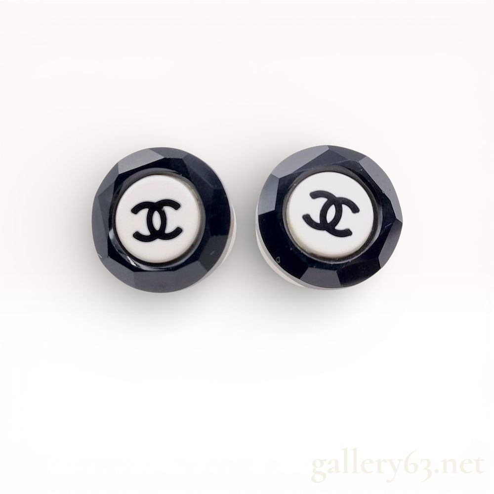 Authentic Chanel CC Logo Black & White Stud Earrings with Box