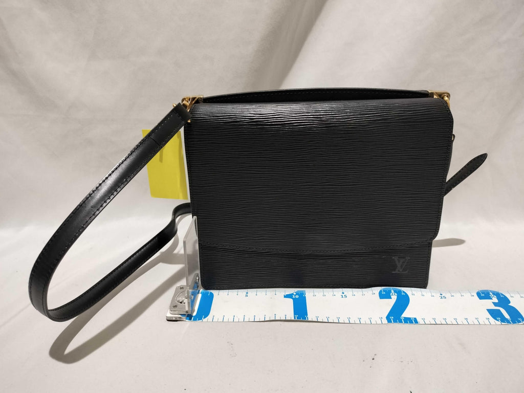 Authentic Louis Vuitton Grenelle M52362 Epi Leather Black Shoulder Bag