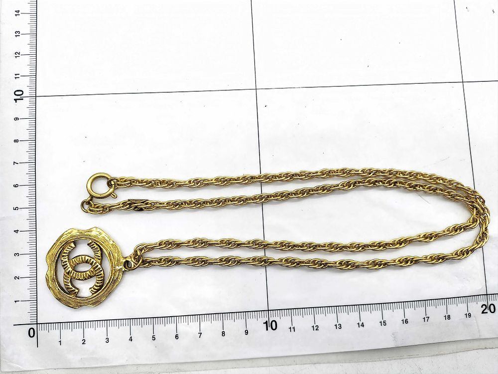Authentic Vintage Chanel 1970s CC Logo Rope Chain Necklace Gold Plated