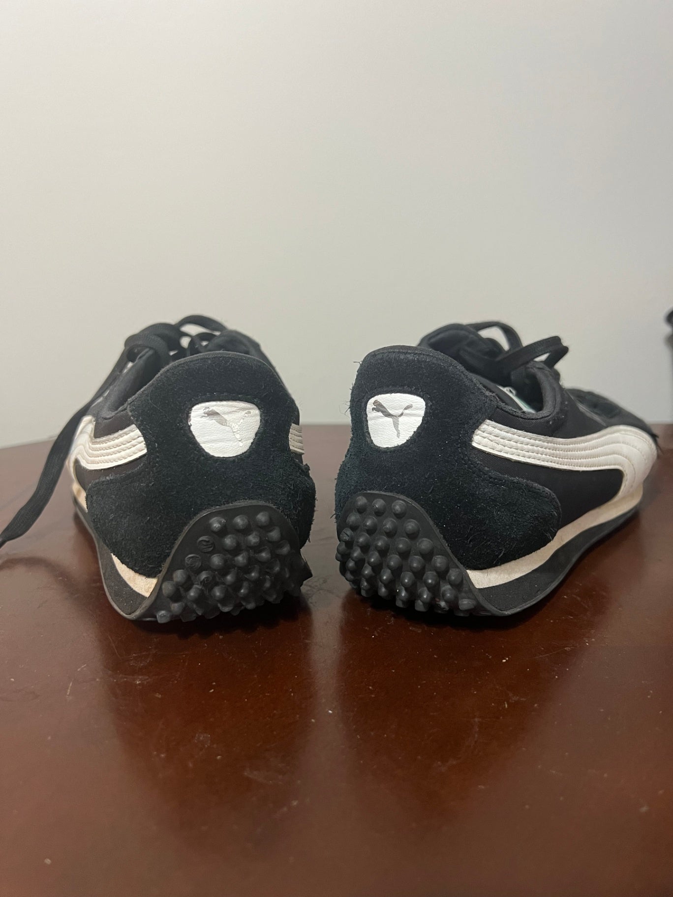 Puma Whirlwind Classic Black White Men's Size 7.5 / Women's 9.0 351293-90