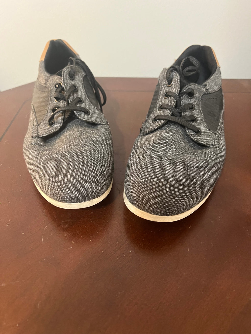 Aldo Gray and Black Canvas Lace-Up Sneakers Men's Size 7.5 Low Top