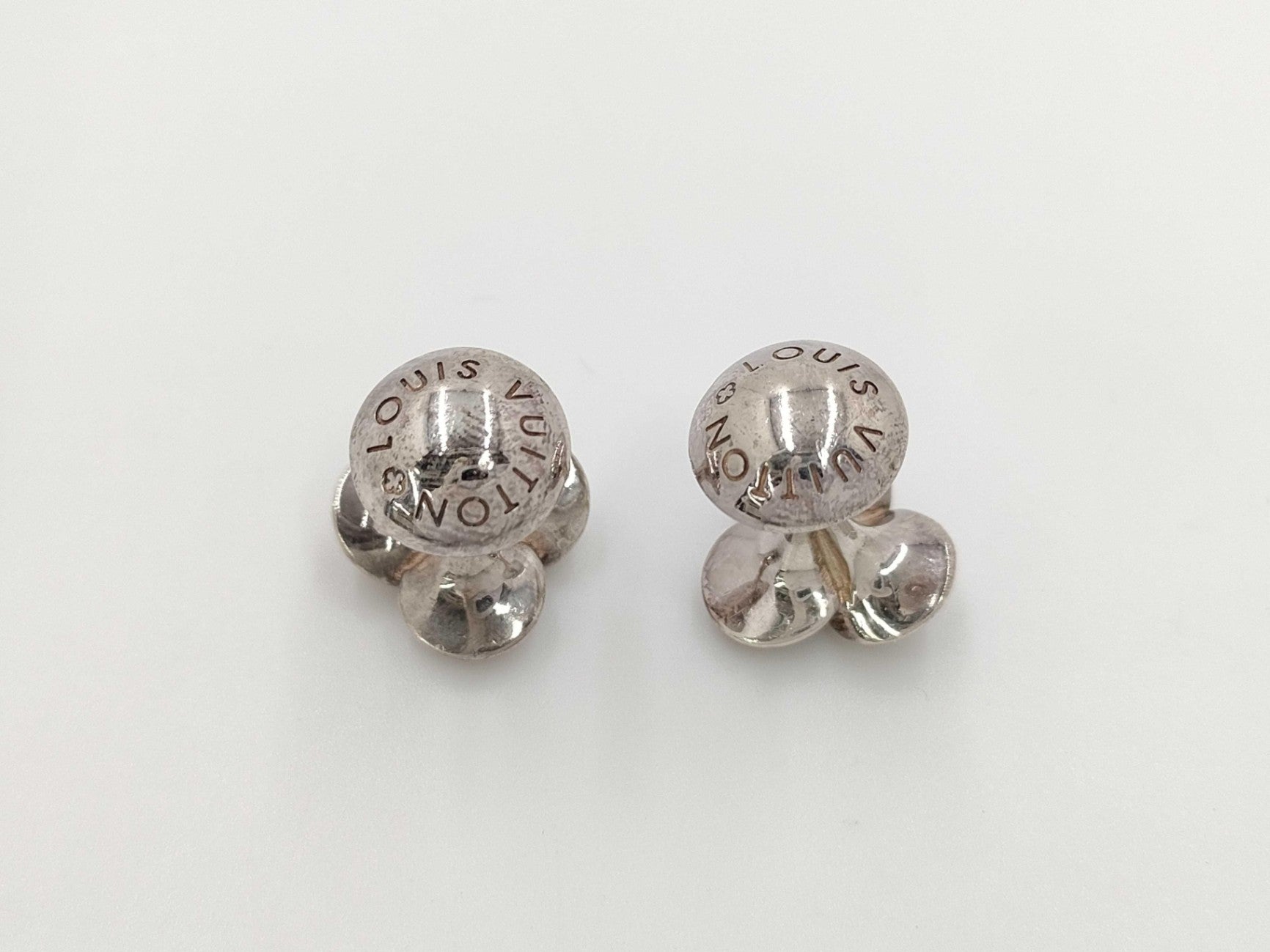 Louis Vuitton Silver Tone Boutons de Manchette Cufflinks M30566 Engraved