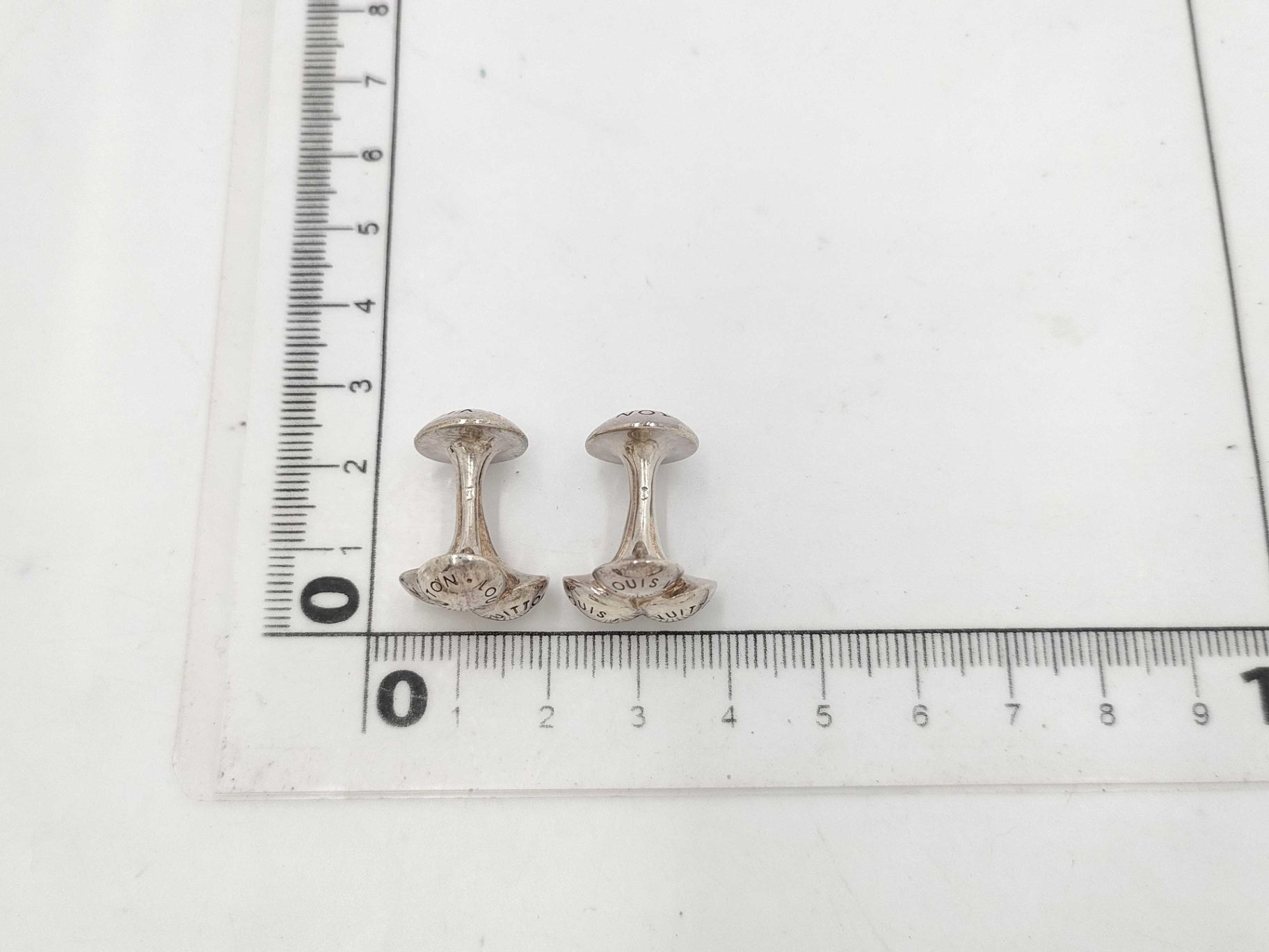 Louis Vuitton Silver Tone Boutons de Manchette Cufflinks M30566 Engraved