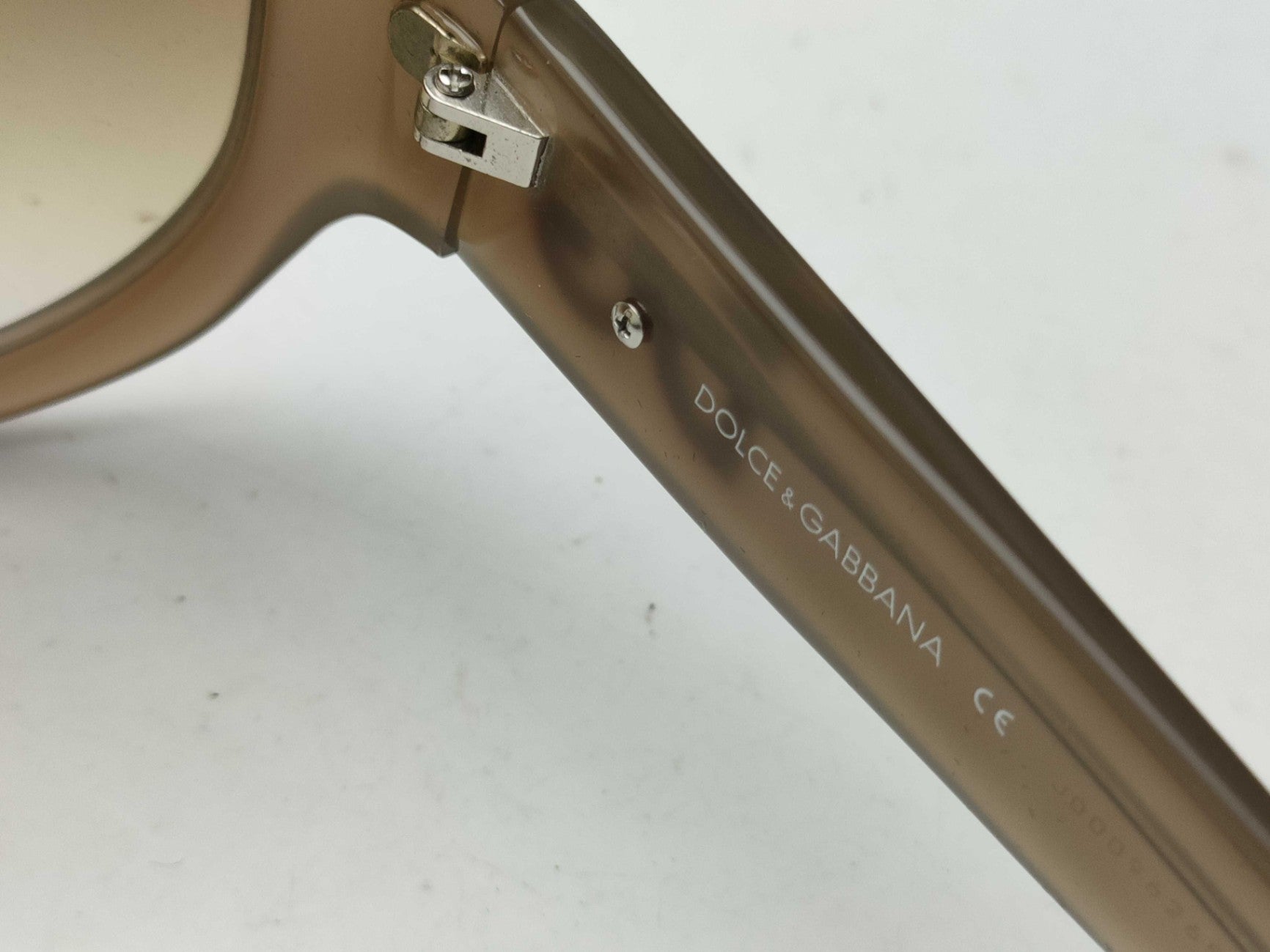Dolce & Gabbana Brown Oversized Sunglasses Gradient Lenses D&G Logo With Case