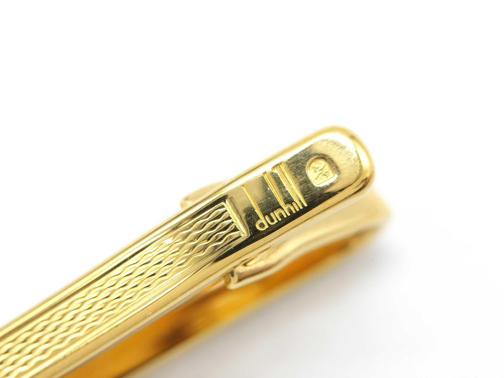 Dunhill Gold Tone Ribbed Tie Bar Black Enamel Logo Medallion Mens Accessory