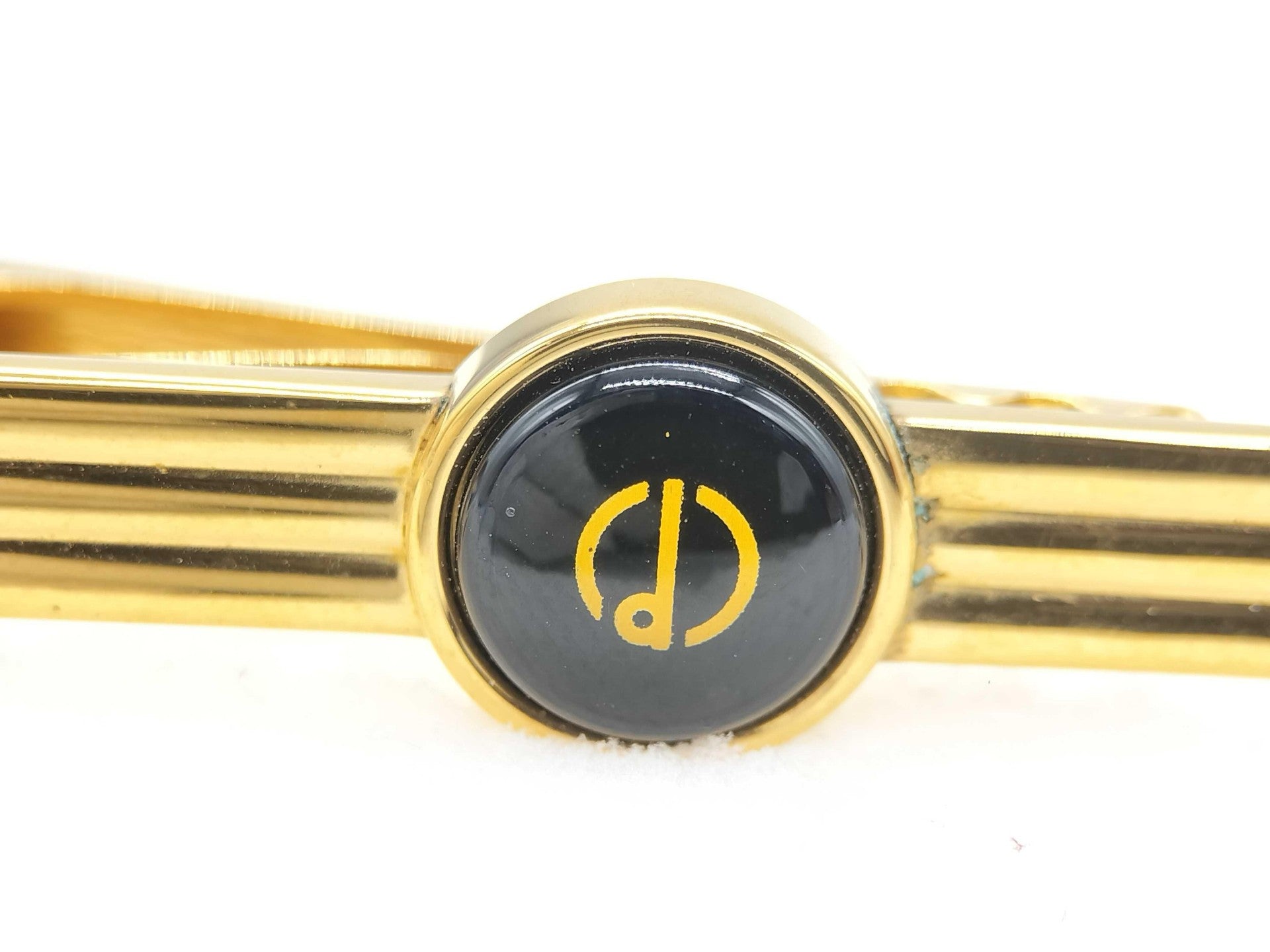 Dunhill Gold Tone Ribbed Tie Bar Black Enamel Logo Medallion Mens Accessory
