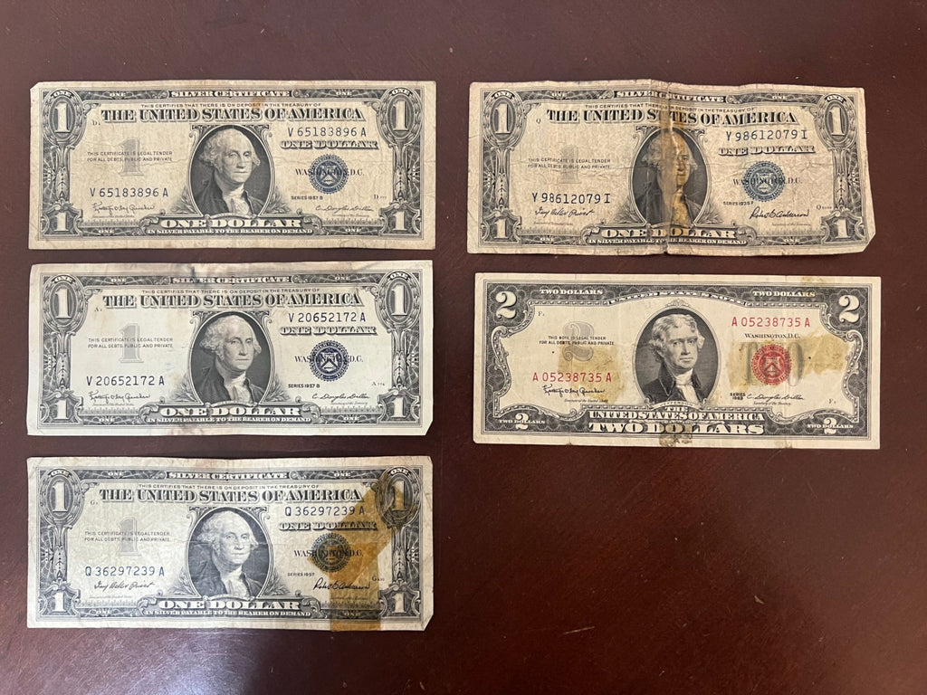 Vintage US Currency Lot 4 Silver Certificates & 1 Red Seal Two Dollar Note