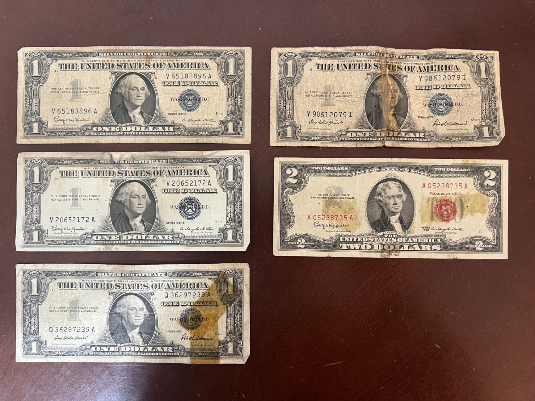 Vintage US Currency Lot 4 Silver Certificates & 1 Red Seal Two Dollar Note