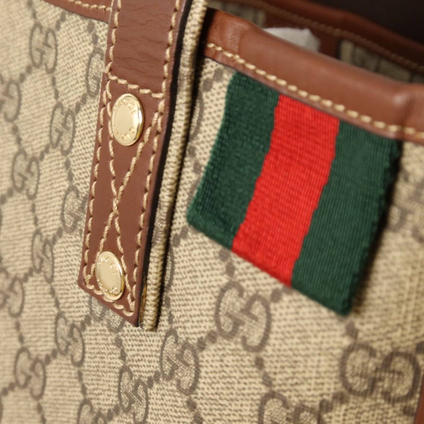 Gucci Small Vertical Web Loop Tote GG Supreme