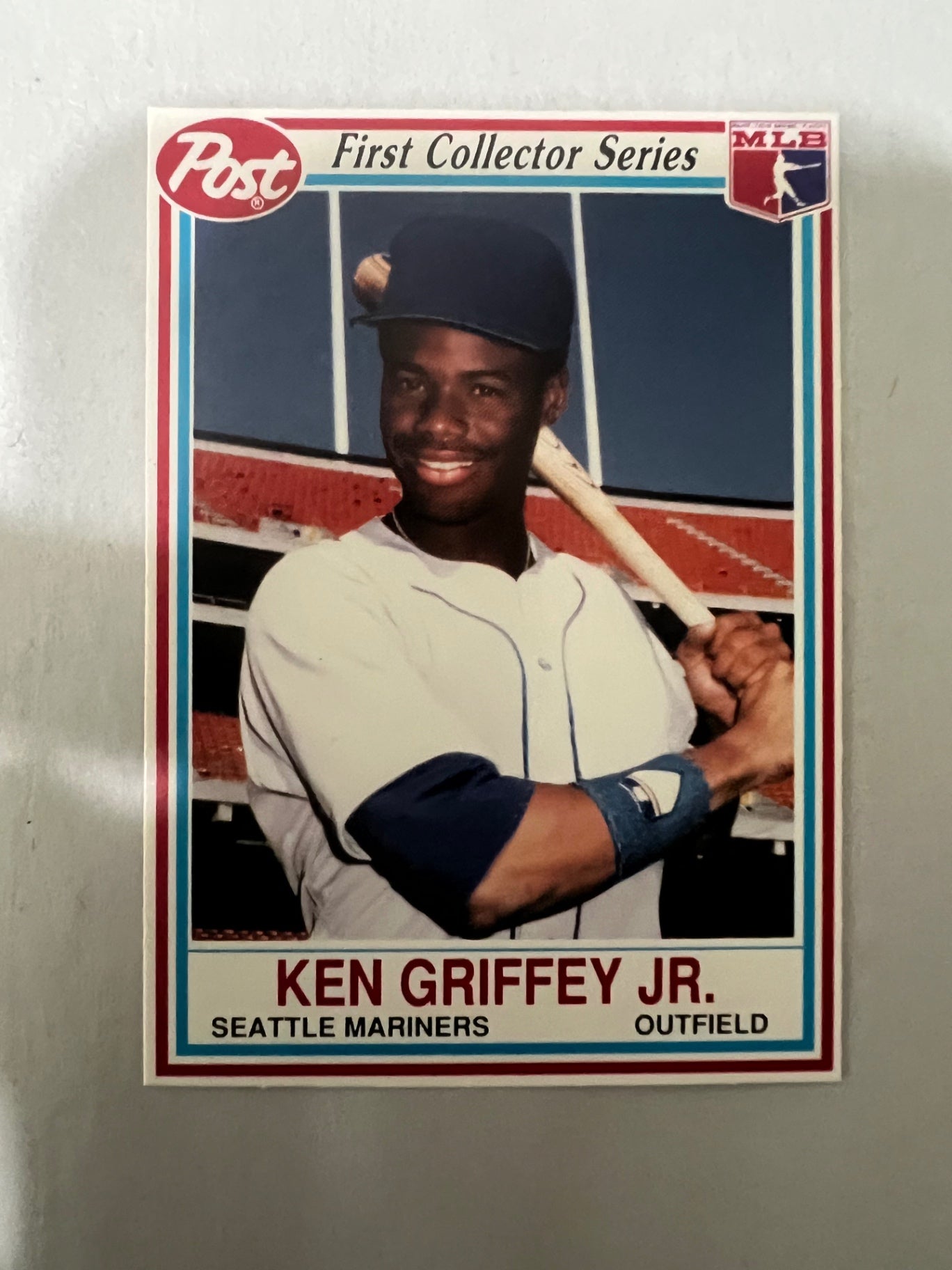Ken Griffey Jr. 6-Card Lot - 1990-2004 - Score Dream Team, Post Cereal, Studio
