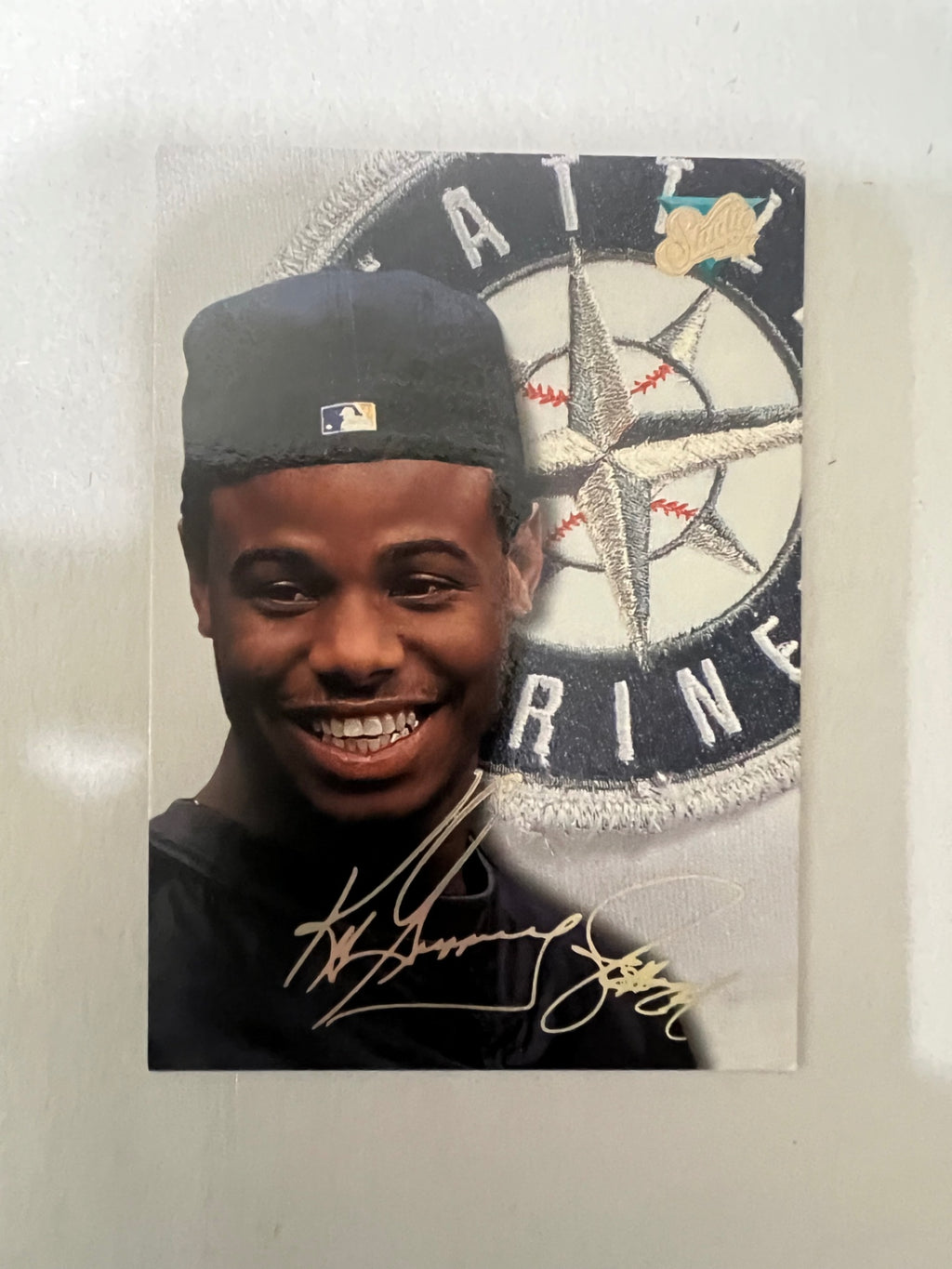 Ken Griffey Jr. 6-Card Lot - 1990-2004 - Score Dream Team, Post Cereal, Studio