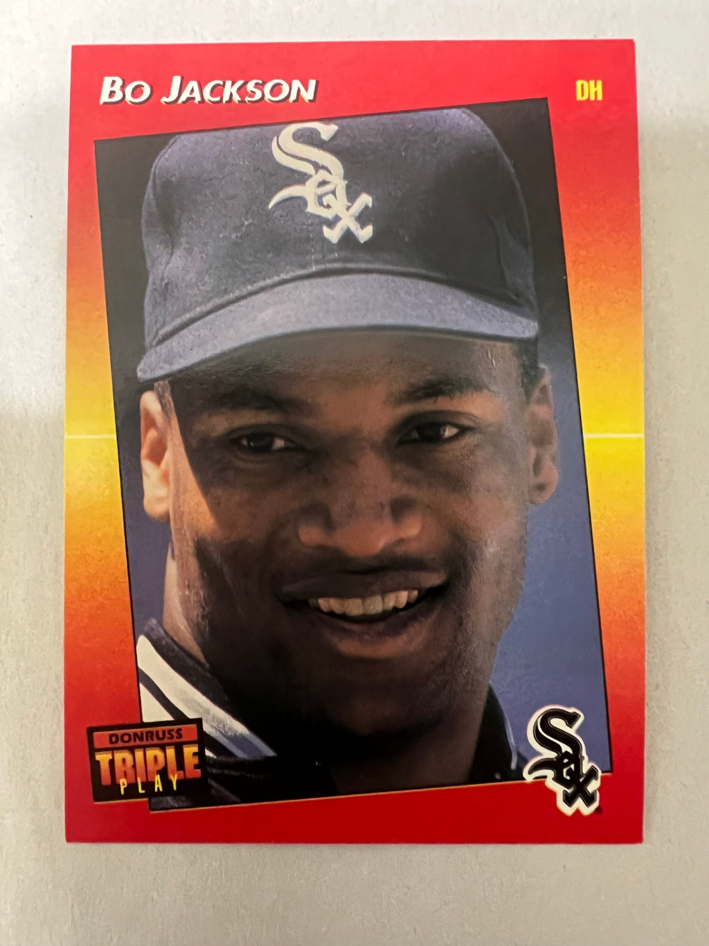 Bo Jackson 11-Card Legacy Lot - 1988-1992 - Topps #750, Pro Set, Diamond Kings