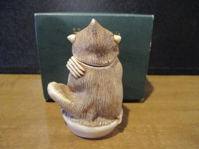 2000 Harmony Kingdom Up To Scratch Baboon Box Figurine