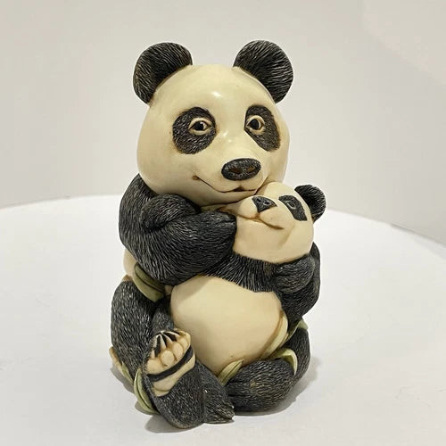 Harmony Kingdom Gentle Giant Panda Box Figurine TJLEGP #3593