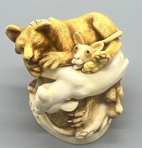 Harmony Kingdom Faux Paw Lions Figurine TJLI