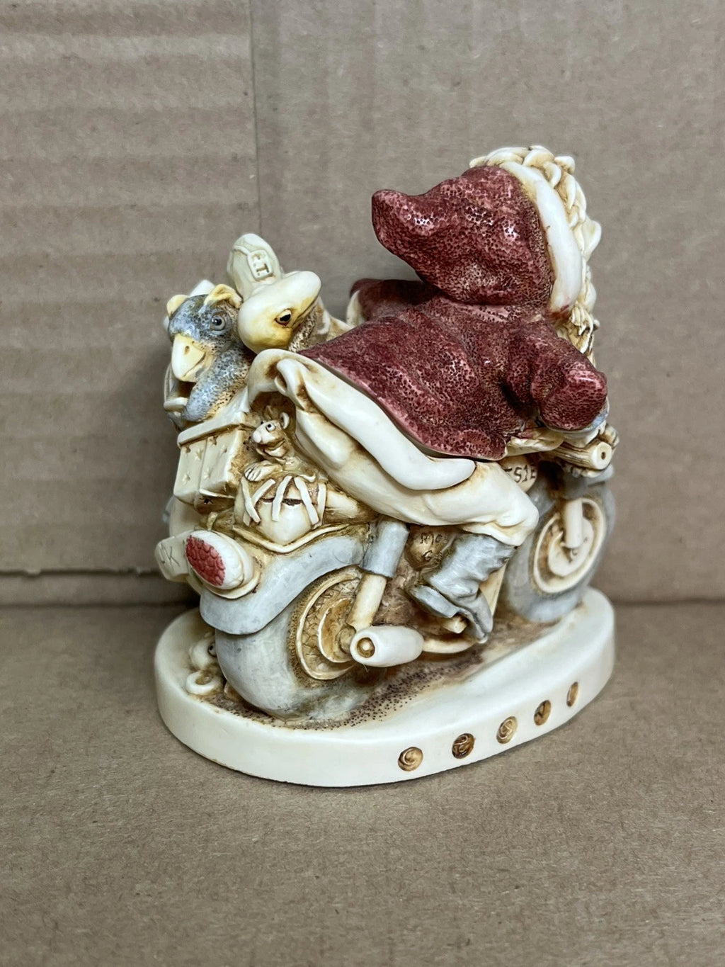 2000 Harmony Kingdom King Of The Road Christmas Box Figurine
