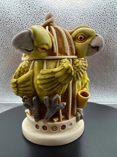 Harmony Kingdom The Great Escape Parrots Figurine TJBP