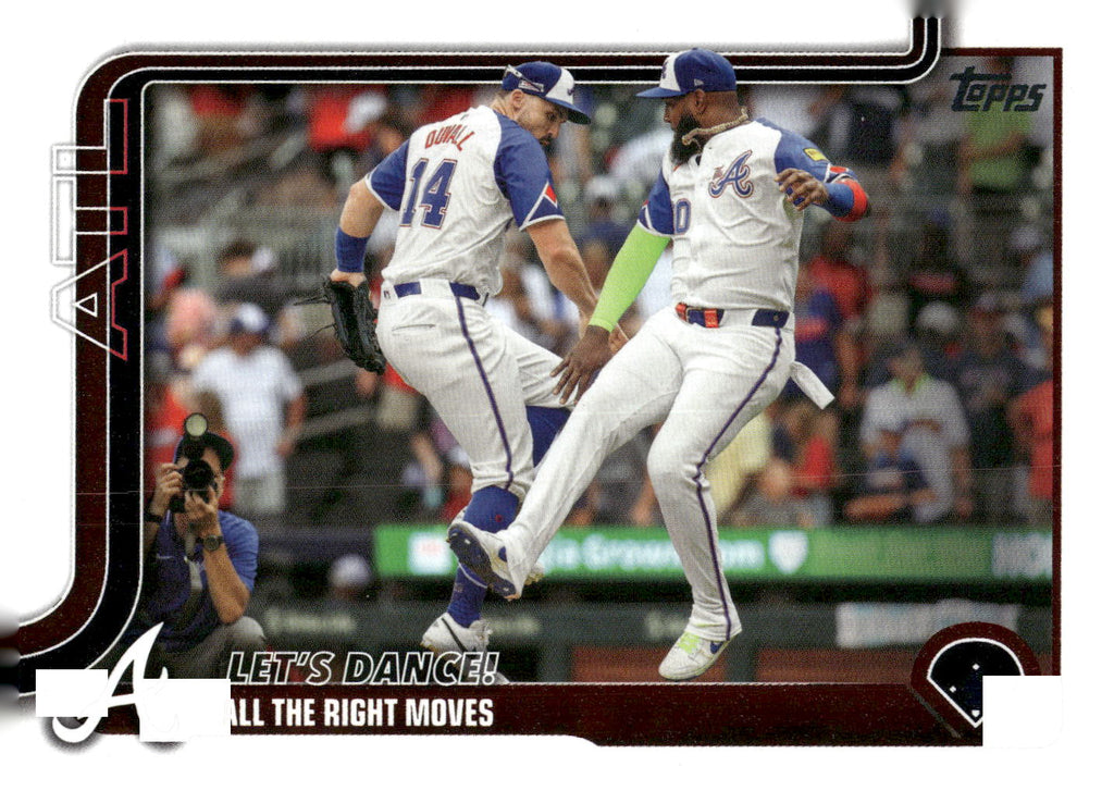 2025 Topps #237 Let’s Dance! All the Right Moves