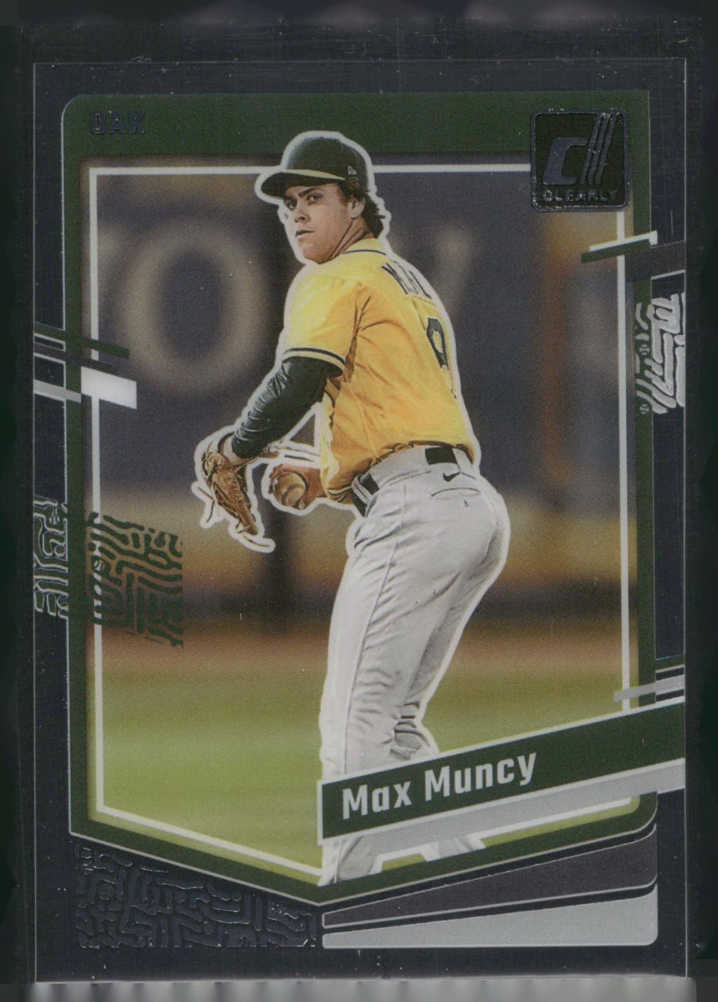 2023 Panini Chronicles - Clearly Donruss #5 Max Muncy
