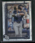 2025 Topps #124 Richie Palacios Sandglitter