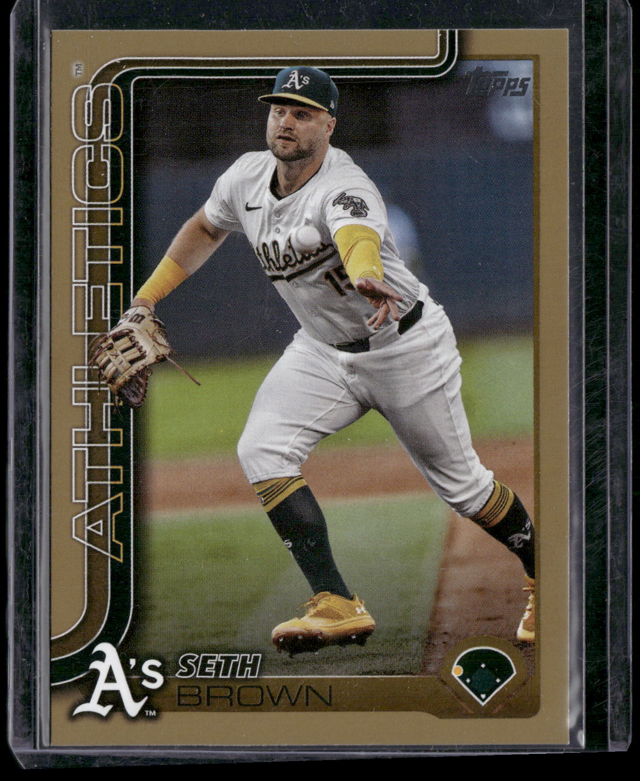 2025 Topps #8 Seth Brown Gold #/2025