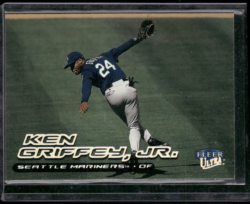 2000 Ultra #100 Ken Griffey, Jr.
