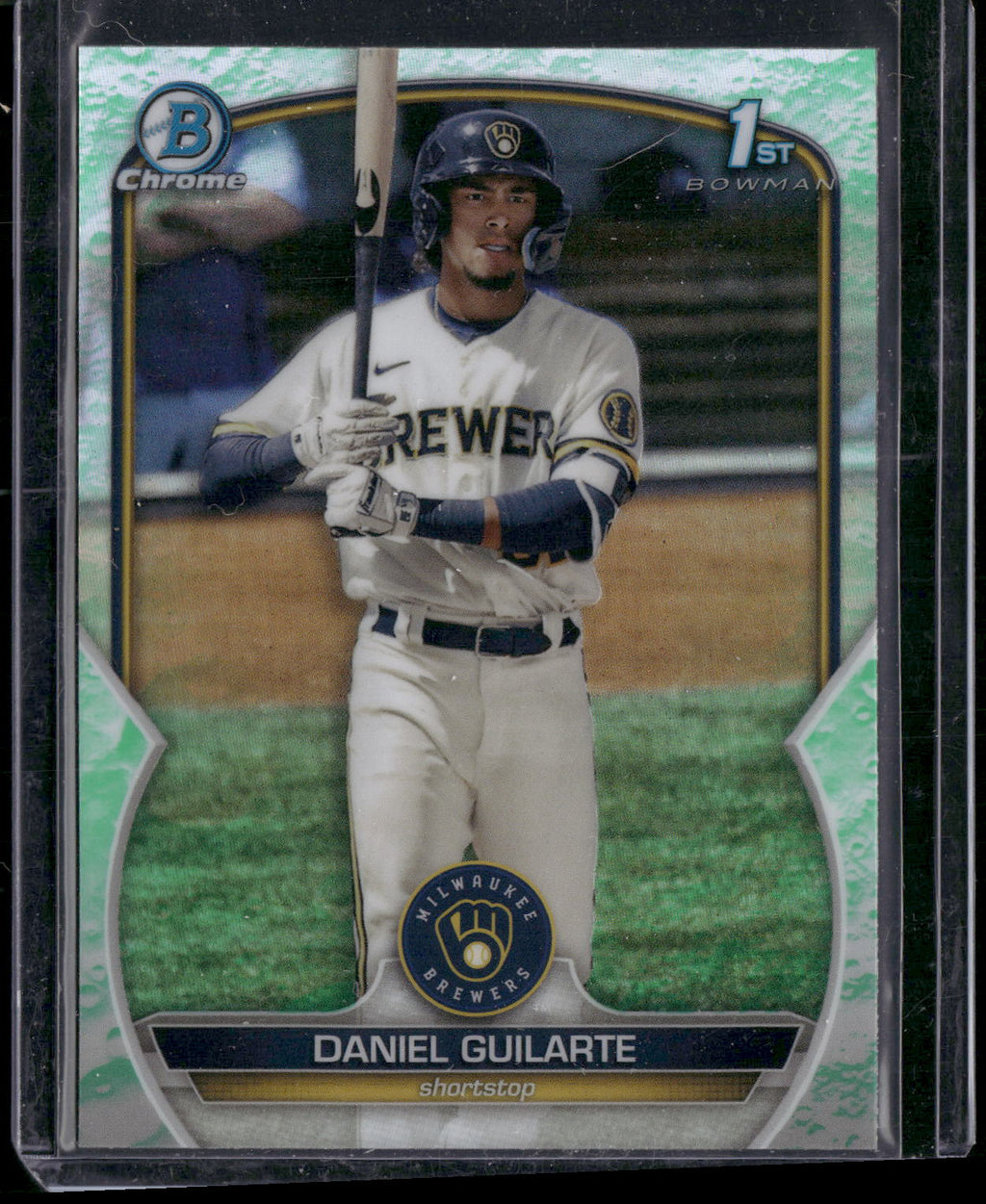 2023 Bowman #BCP-21 Daniel Guilarte Chrome Prospects Lunar Glow Refractors