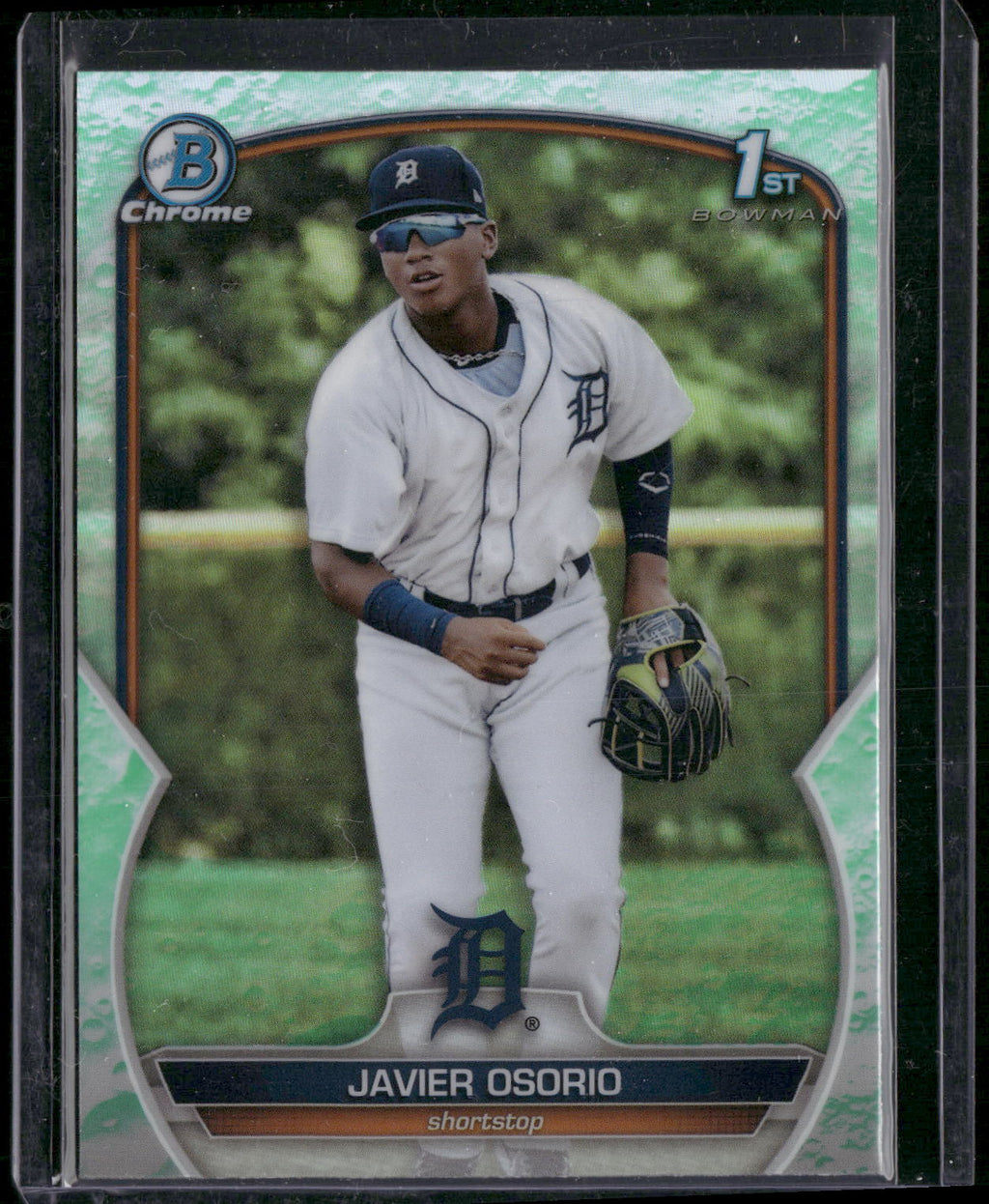 2023 Bowman #BCP-4 Javier Osorio Chrome Prospects Lunar Glow Refractors