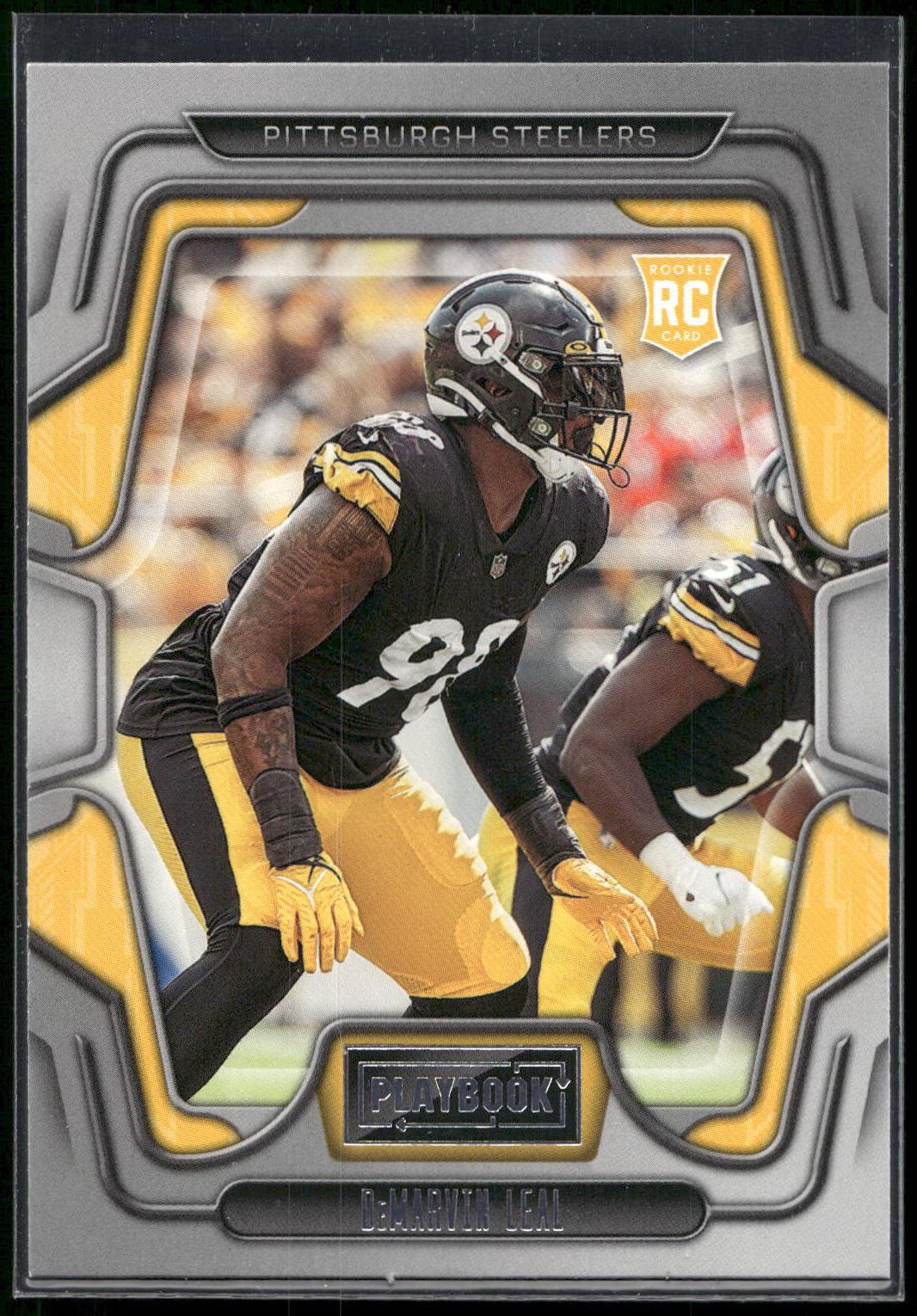 2022 Panini Playbook #170 DeMarvin Leal