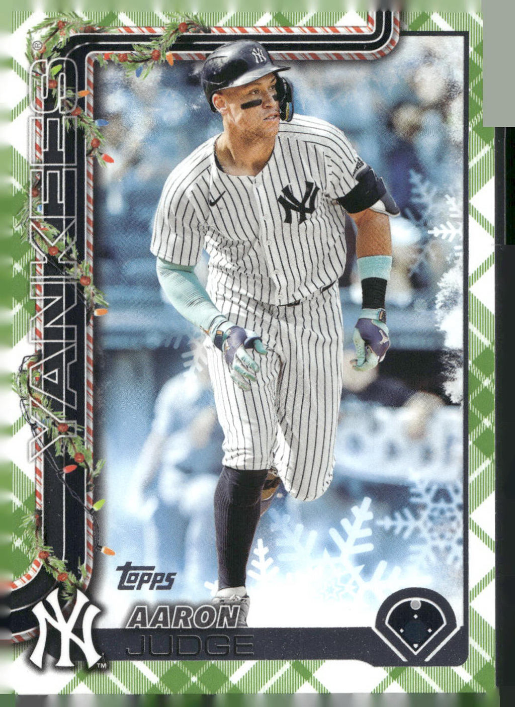 2025 Topps Holiday #H161 Aaron Judge Green Holiday Plaid