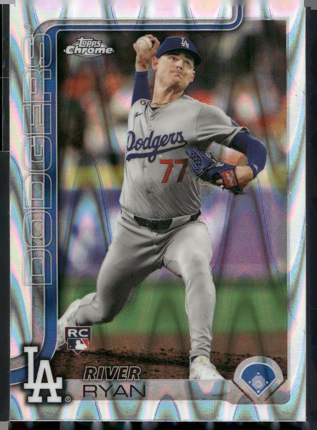 2025 Topps Chrome #18 River Ryan RayWave Refractors