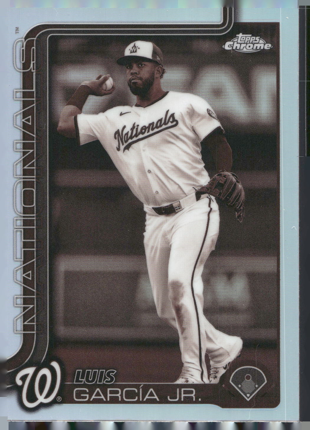 2025 Topps Chrome #269 Luis García Jr. Sepia Refractors